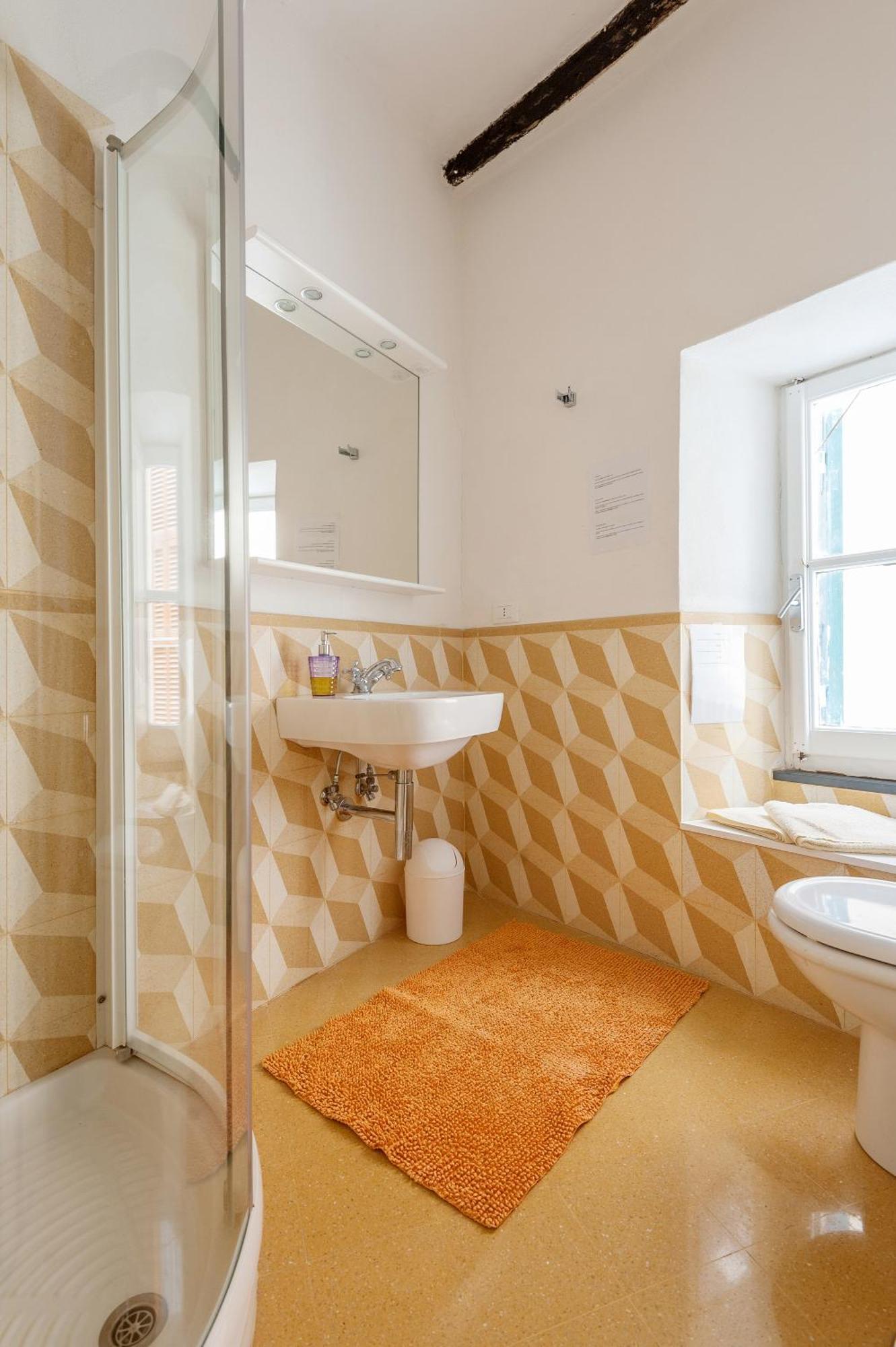 Marina Apartment, Unique, Authentic, Beachfront, 2 Aircondo Bdr , 2Bht, Easy To Train Or From Private Parking Vernazza Kültér fotó