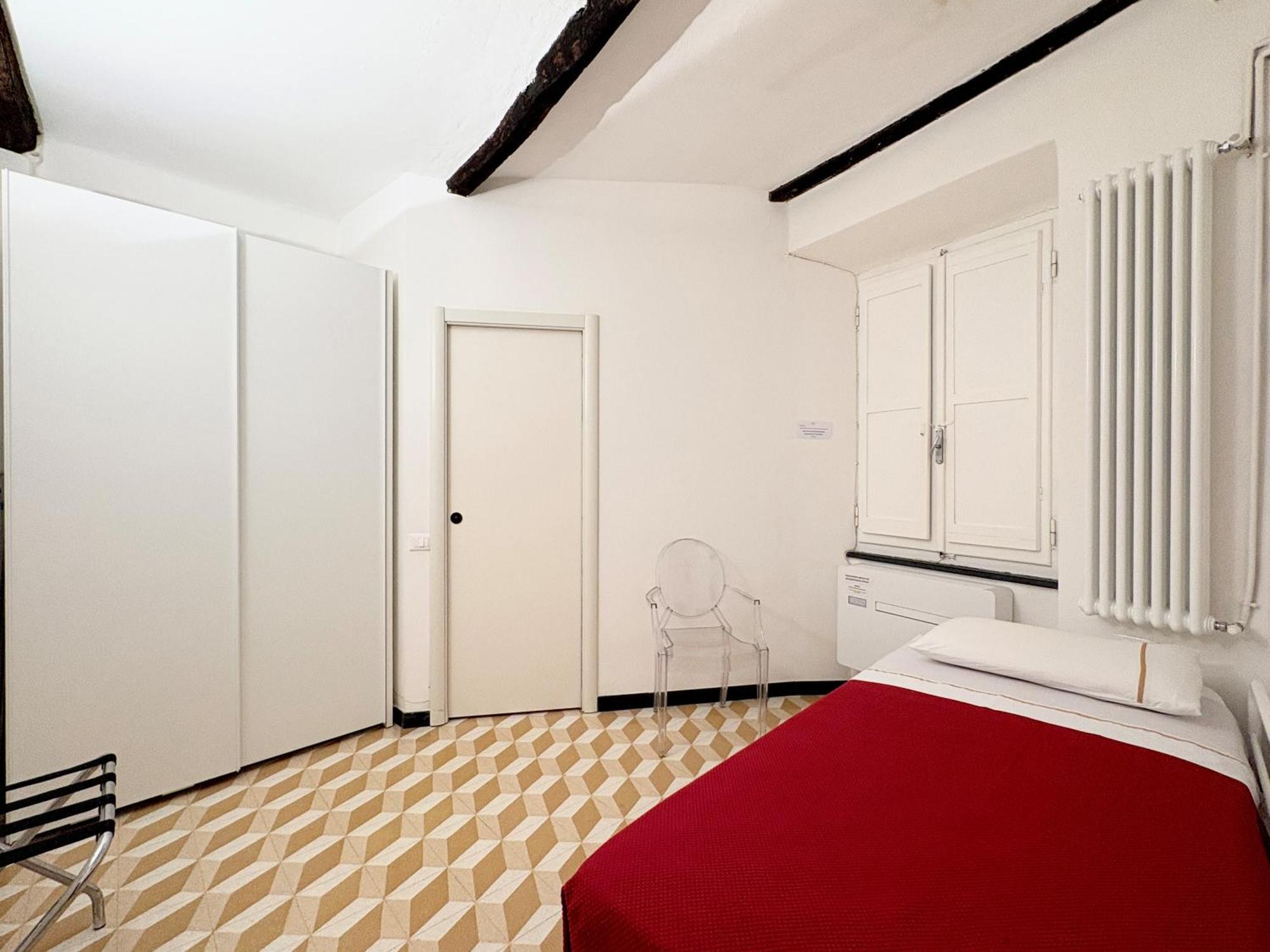 Marina Apartment, Unique, Authentic, Beachfront, 2 Aircondo Bdr , 2Bht, Easy To Train Or From Private Parking Vernazza Kültér fotó
